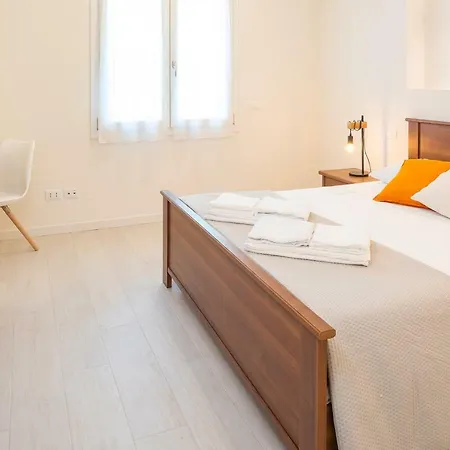 Family House Bivio Vakantiehuis Peschiera del Garda